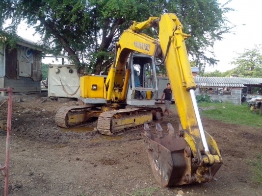 ขายรถแบคโฮ KOMATSU PC-120-2 สภาพใช้งานอยู่ ราคา.320000