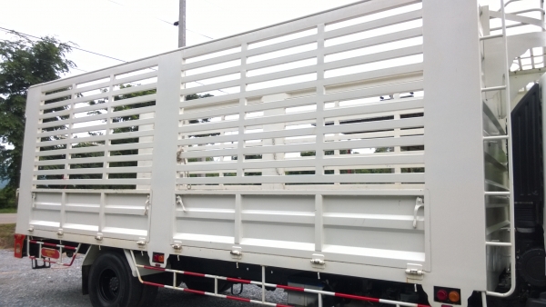 ขายดาวน์ Hino 6 ล้อ 175 แรง คอกเกษตรไม่ดั้ม 240,000 บาท ผ่อนต่อ 26,698