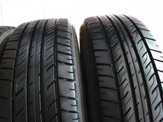 ขายยาง MICHELIN VANPIX 205-70-15 ปลายปี13 (1ชุด)