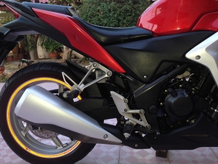 ขายCBR250r.ตัวABS.TOPสุดปี2012รถศูนย์มือเดียวออกห้าง ไม่เคยล้ม ไม่แปะ ไม่ชน วิ่งน้อยสภาพสวยมากครับ