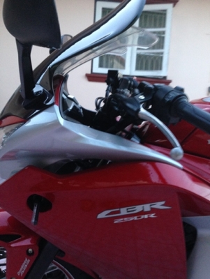 ขายCBR250r.ตัวABS.TOPสุดปี2012รถศูนย์มือเดียวออกห้าง ไม่เคยล้ม ไม่แปะ ไม่ชน วิ่งน้อยสภาพสวยมากครับ