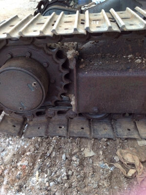 ขายรถแบคโฮ ยี่ห้อ KOMATSU รุ่น PC30-7 ขายรถแบคโฮ ยี่ห้อ KOMATSU รุ่น PC30-7