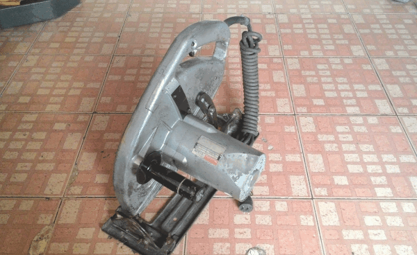 ขายเลื่อยวงเดือน 13นิ้ว Makita 5103N. 1750W Made in japan.