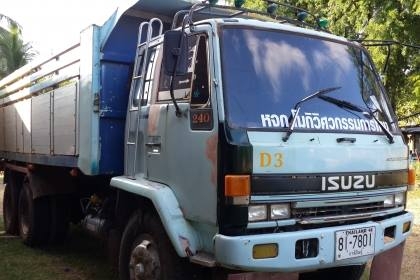 ขายดั้มร็อกกี้210 2เพลา เครื่องดี แคชซีสวย พ.เพาเวอร์ เบรกทิฟฟี่ ภายในสวย แอร์เย็น ดั้มมิเนียม สภาพพร้อมใช้งาน เอกสารพร้อมโอน สนใจโทร 090-8588220คุณนะ ID:narong498 หรือ www.truck.in.th/498 หรือfb:ณรงค์ ซื้อขายรถมือสอง(เว็บไซต์ส่วนตัว) จัดไฟแนนซ์ได้ เงื่อน