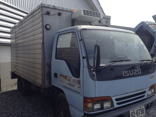 ขาย อีซูซุ รุ่น NPR และ NQR ตู้ยาว 4.30 เมตร และ 5.50 เมตร