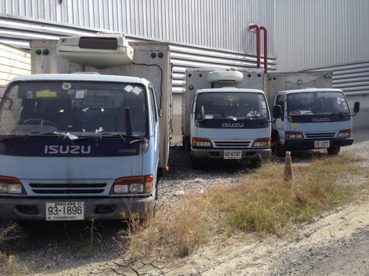 ขาย อีซูซุ รุ่น NPR และ NQR ตู้ยาว 4.30 เมตร และ 5.50 เมตร