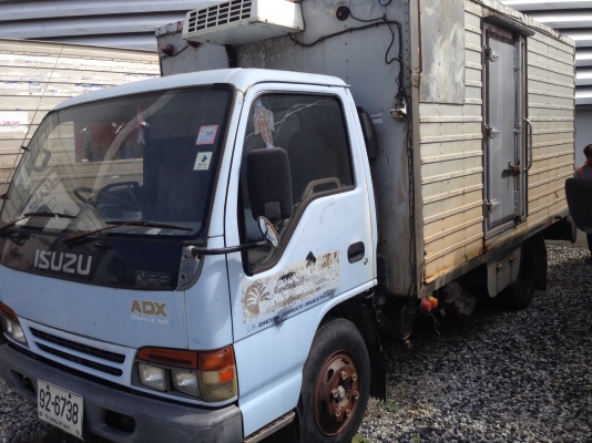 ขาย อีซูซุ รุ่น NPR และ NQR ตู้ยาว 4.30 เมตร และ 5.50 เมตร