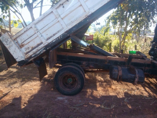 หกล้อหัวสมอทอง เครื่องอีชูชุ6bd เฟืองท้ายF เบรคลม0895770265 เล่มทะเบียน HINO KM