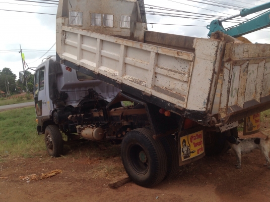 หกล้อหัวสมอทอง เครื่องอีชูชุ6bd เฟืองท้ายF เบรคลม0895770265 เล่มทะเบียน HINO KM