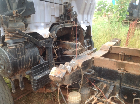 หกล้อหัวสมอทอง เครื่องอีชูชุ6bd เฟืองท้ายF เบรคลม0895770265 เล่มทะเบียน HINO KM