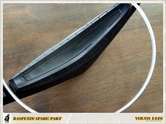 พวงมาลัยกระเช๊า VOLVO 144S