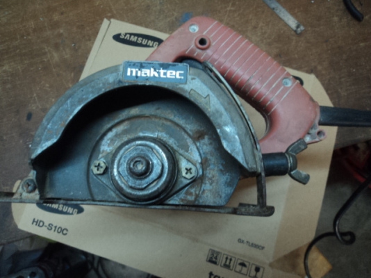 เครื่องตัดคอนกรีด 700 บาท maktec เครื่องตัดคอนกรีด 700 บาท maktec