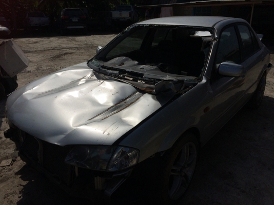 ขายด่วนๆ MAZDA 323 ปี2001 เครื่อง 1.6 เกียร์ AUTO