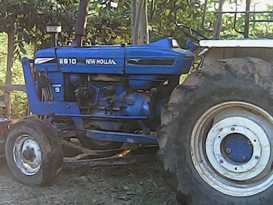 ขายรถไถฟอร์ด รุ่น 6600 แรง อุปกรณ์ ผานหน้าหลัง