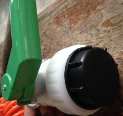 บอลวาล์ว ถัง IBC ขนาด 1,000 ลิตร ของใหม่