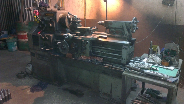 Sell> ขายเครื่องกลึง Moriseiki ML-620 5 ฟุต 3 เพลา เบลคไฟฟ้า ญี่ปุ่นแท้ๆ สภาพสวย เงียบทุกเกียร์ ครับ Sell> ขายเครื่องกลึง Moriseiki ML-620 5 ฟุต 3 เพลา เบลคไฟฟ้า ญี่ปุ่นแท้ๆ สภาพสวย เงียบทุกเกียร์ ครับ