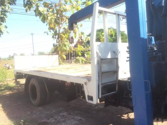 ขาย 6 ล้อติดเฮี๊ยบ 4 ตัน 3 ปอก 2 ชัก กระบะยาว 5.80 เมตร เครื่อง HINO 195 แรง