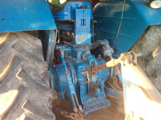 ขายรถไถฟอร์ด รุ่น 6610 แรงT5 เสืยราย อุปกรณ์ ผานหน้าหลัง ขายรถไถฟอร์ด รุ่น 6610 แรงT5 เสืยราย อุปกรณ์ ผานหน้าหลัง