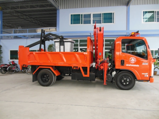 รับต่อรถตู้แห้ง ตู้เปิดข้าง กระบะดรั้ม รถเฮียบ รถยก ซ่อมสี ซ่อมตู้ รับต่อรถตู้แห้ง ตู้เปิดข้าง กระบะดรั้ม รถเฮียบ รถยก ซ่อมสี ซ่อมตู้