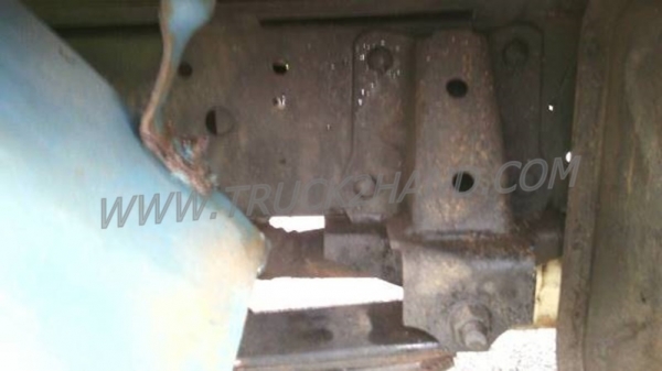 รถบรรทุก 4 ล้อกลาง ISUZU NKR 100 แรงม้า ปี 2546