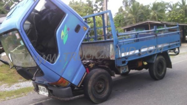 รถบรรทุก 4 ล้อกลาง ISUZU NKR 100 แรงม้า ปี 2546