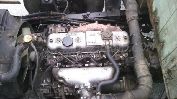 รถบรรทุก 4 ล้อกลาง ISUZU NKR 100 แรงม้า ปี 2546