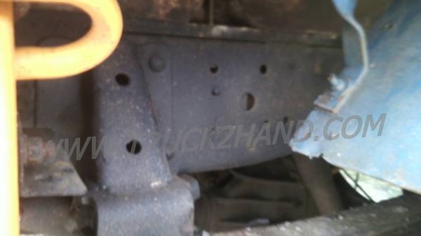 รถบรรทุก 4 ล้อกลาง ISUZU NKR 100 แรงม้า ปี 2546