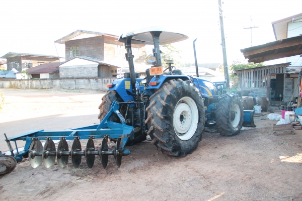 ขายรถไถ นิวฮอนแลนด์ 2เพลา รุ่นT5060 แรงม้า106แรง รถห้างเดิมๆใช้งานแค่2,xxx ชั่วโมงลดเหลือ 1,025,000 บาทต่อรองได้ ขายรถไถ นิวฮอนแลนด์ 2เพลา รุ่นT5060 แรงม้า106แรง รถห้างเดิมๆใช้งานแค่2,xxx ชั่วโมงลดเหลือ 1,025,000 บาทต่อรองได้