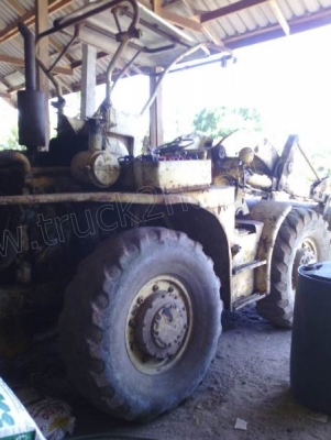 รถตัก CAT 922