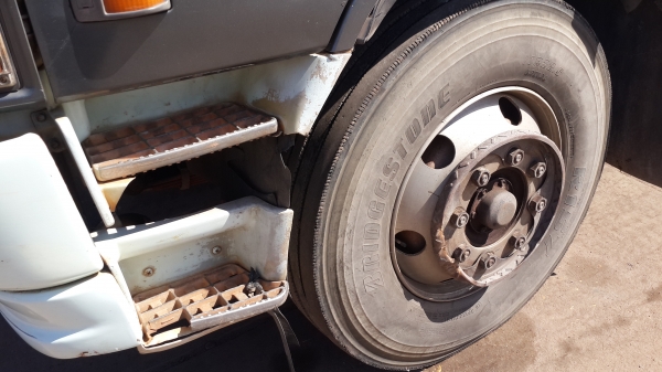 ขายด่วนสิบล้อHINOFM3MNLDสองเพลาดั้มแม่ลูกสภาพดีวางเครื่องจีนติดก๊าซ NGV10ถังราคาเบาๆโทร0843923995