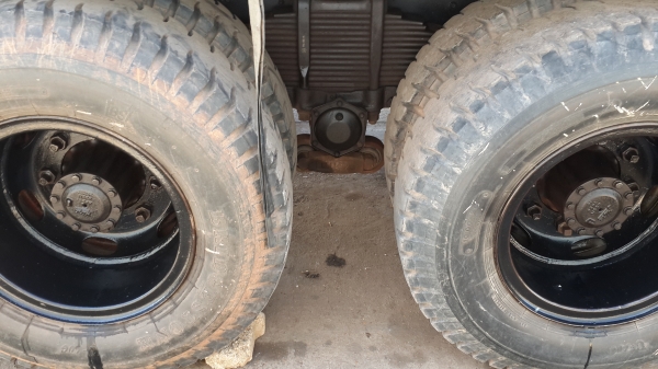 ขายด่วนสิบล้อHINOFM3MNLDสองเพลาดั้มแม่ลูกสภาพดีวางเครื่องจีนติดก๊าซ NGV10ถังราคาเบาๆโทร0843923995