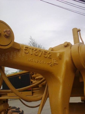 รถเกรด 140G72V รถเกรด 140G72V