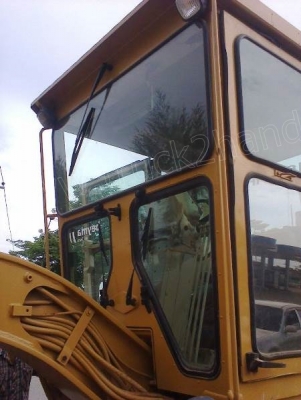 รถเกรด 140G72V รถเกรด 140G72V