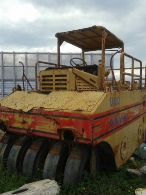 รถบดถนน  MITSUBISHI