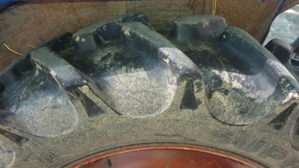 ขายด่วน ! รถไถแชมป์ 22แรง สภาพดีเยี่ยม ราคาเป็นกันเอง ต่อลองได้ครับ