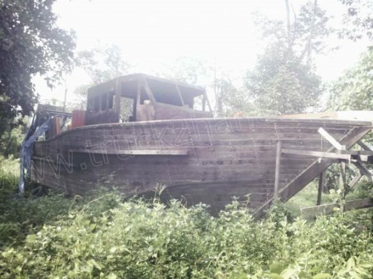 เรือไม้ตระกูลตะเคียน ทรงยอร์ช