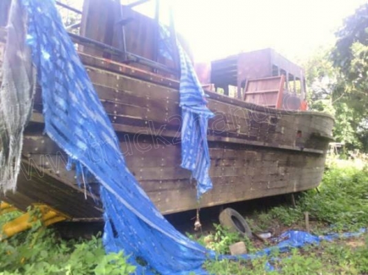 เรือไม้ตระกูลตะเคียน ทรงยอร์ช