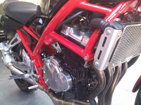 ขายbandit 250 ปี95 ทะเบียนแท้พร้อมโอน  ลดราคาเป็น 52000ราคาคุยกันได้