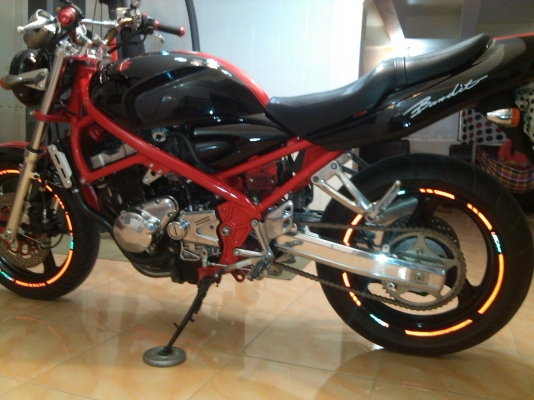 ขายbandit 250 ปี95 ทะเบียนแท้พร้อมโอน  ลดราคาเป็น 52000ราคาคุยกันได้