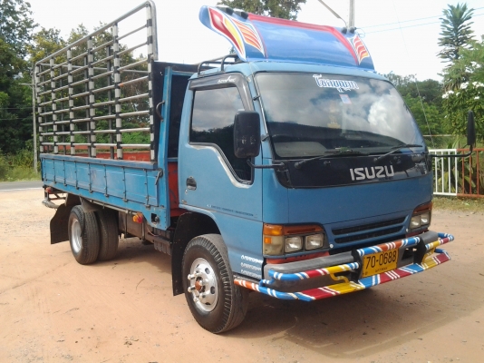 ขาย NQR รุ่นพิเศษครัชชีใหญ่ 4.30 ม หน้า+หลัง F