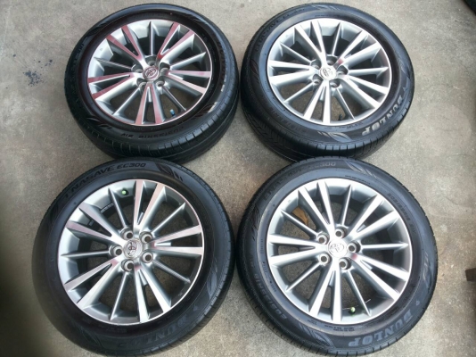 ล้อเดิม All New Altis ขอบ 16 พร้อมยาง Dunlop 205/55R16 ปี 14 ล้อเดิม All New Altis ขอบ 16 พร้อมยาง Dunlop 205/55R16 ปี 14