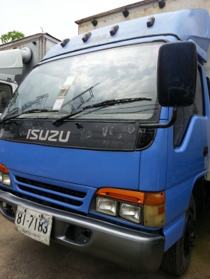 ขายอีซูซุตู้ 10 บาน พร้อมใช้งาน ขายอีซูซุตู้ 10 บาน พร้อมใช้งาน