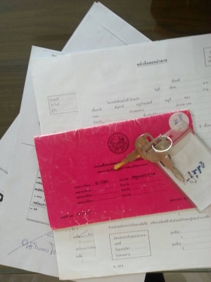 ขายอีซูซุตู้ 10 บาน พร้อมใช้งาน ขายอีซูซุตู้ 10 บาน พร้อมใช้งาน