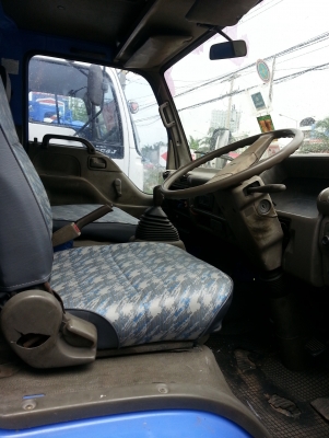 ขายอีซูซุตู้ 10 บาน พร้อมใช้งาน ขายอีซูซุตู้ 10 บาน พร้อมใช้งาน