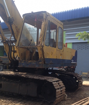 KOMATSU PC200-2 KOMATSU PC200-2