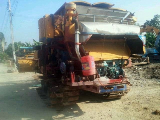 รถเกี่ยวข้าว (ศักดิ์พัฒนา) รถเกี่ยวข้าว (ศักดิ์พัฒนา)