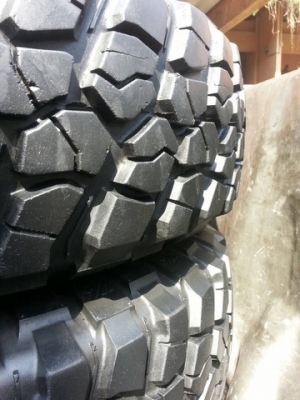 ขายยาง  BF km2  255 x 85 x 16