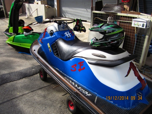 jetski seadoo jetski seadoo
