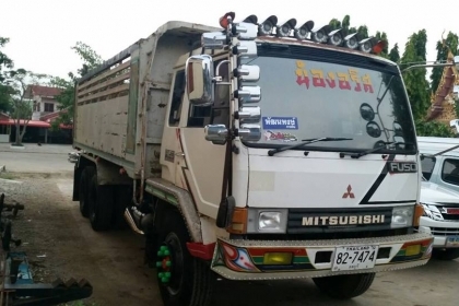 ***ขายแล้วครับขอบคุณ Truck2hand ขาย10ล้อ2เพลาดั้ม แต่งสวย บอดี้สวยเดิมบางจัด มือเดียวป้ายแดง MITSU FN527M-A2xxxx บอดี้เดิมเดิ๊มเดิม เครื่องเดิม เกียร์ก็เดิม 6D16 ครอบโบ 220แรง แห้งๆ แน่นๆ แรงดี ใช้งานน้อยเจ้าของรักษาดี เกียร์เดิม10สปีด ไม่มีหอน ช่วงล่างเด