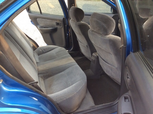 ขายรถนิสสัน ซันนี่ B14 ปี 97 เครื่อง 1.5 เกียร์ธรรมดา ติดแก๊ส LPG เพาเวอร์ กระจกไฟฟ้าทั้งคัน แอร์เย็นฉ่ำ เบาะกำมะหยี่เดิมๆสะอาด วิทยุCD/จอทีวี 7" สีเงามีริ้วรอย แม็กเดิมๆ ยางดี พร้อมใช้ ภาษีปี58 เอกสารพร้อม ขับกลับได้เลยครับ